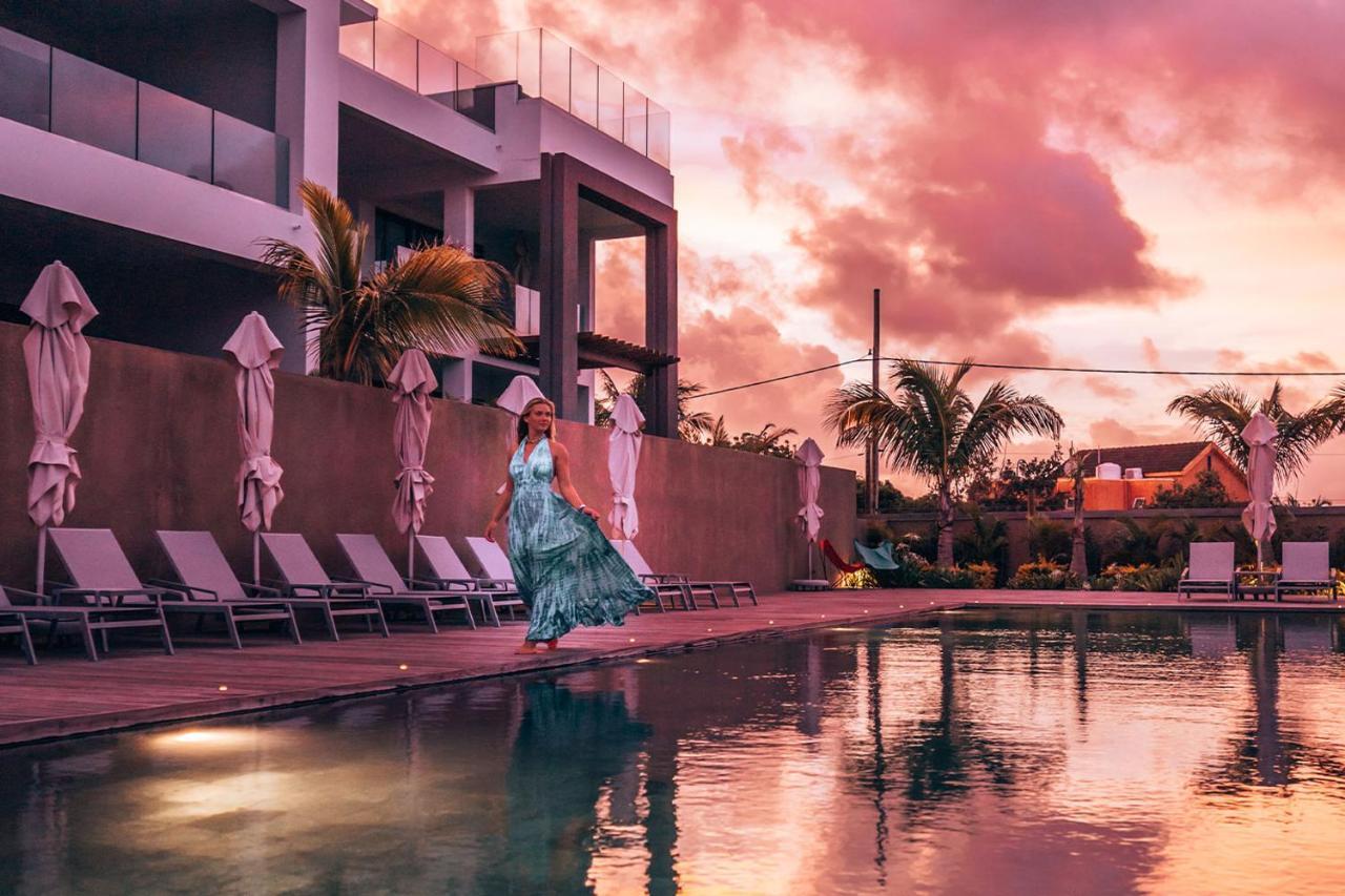 Mythic Suites & Villas By Mj Holidays Grand Gaube Bagian luar foto